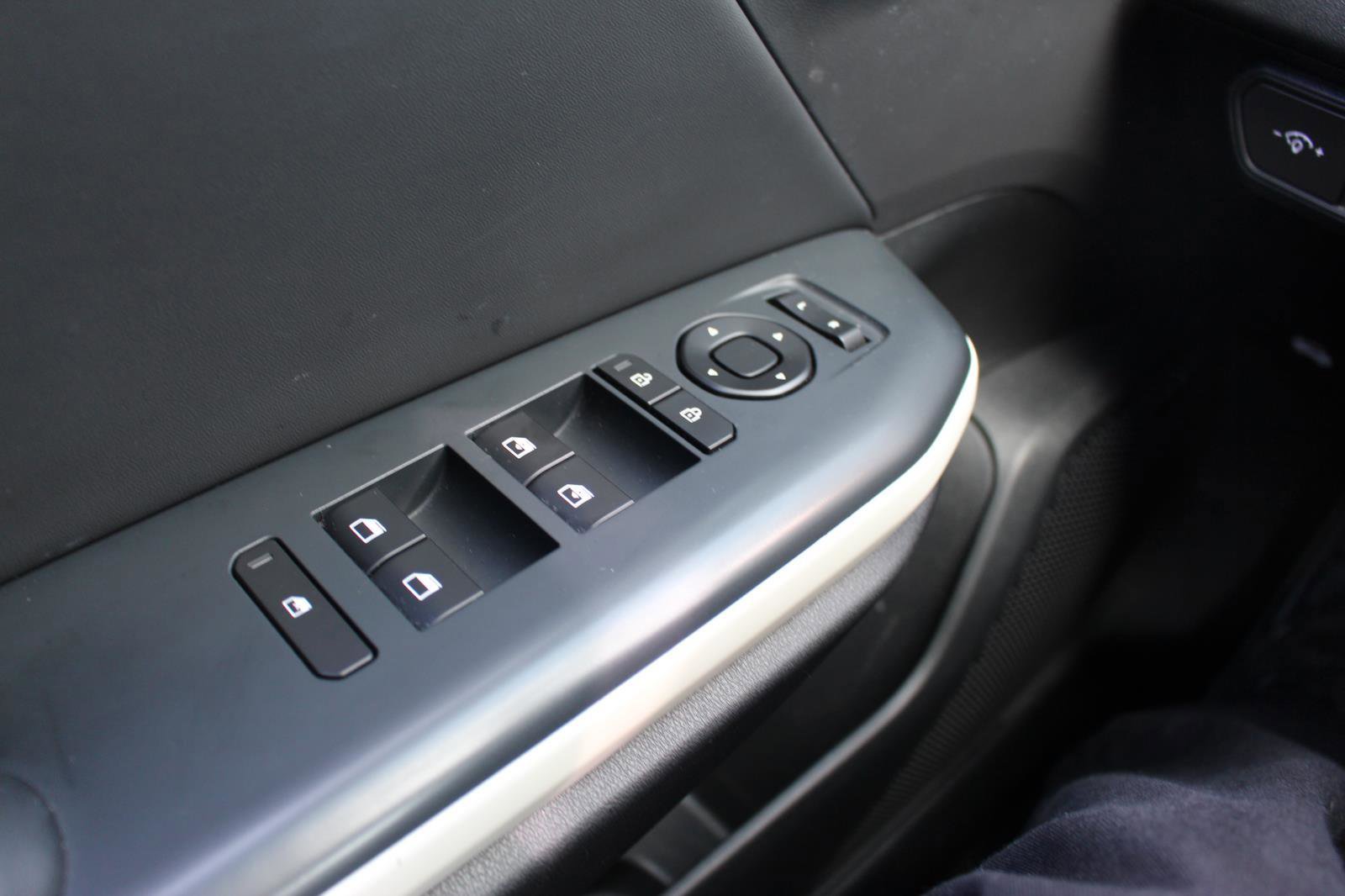 Certified 2025 Kia K4 GT-Line w/ GT-Line Premium Package image 27