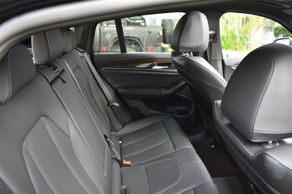 Used 2024 BMW X4 xDrive30i image 25