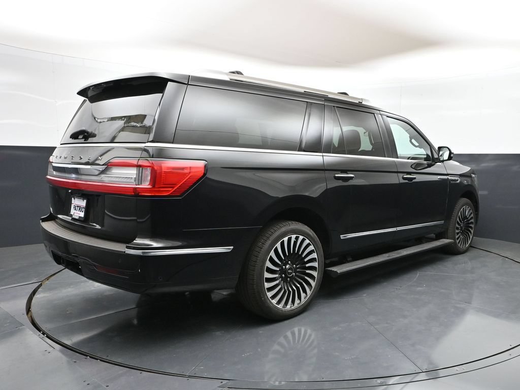 Used 2020 Lincoln Navigator L Black Label w/ Cargo Convenience Package AWD/4WD image 35