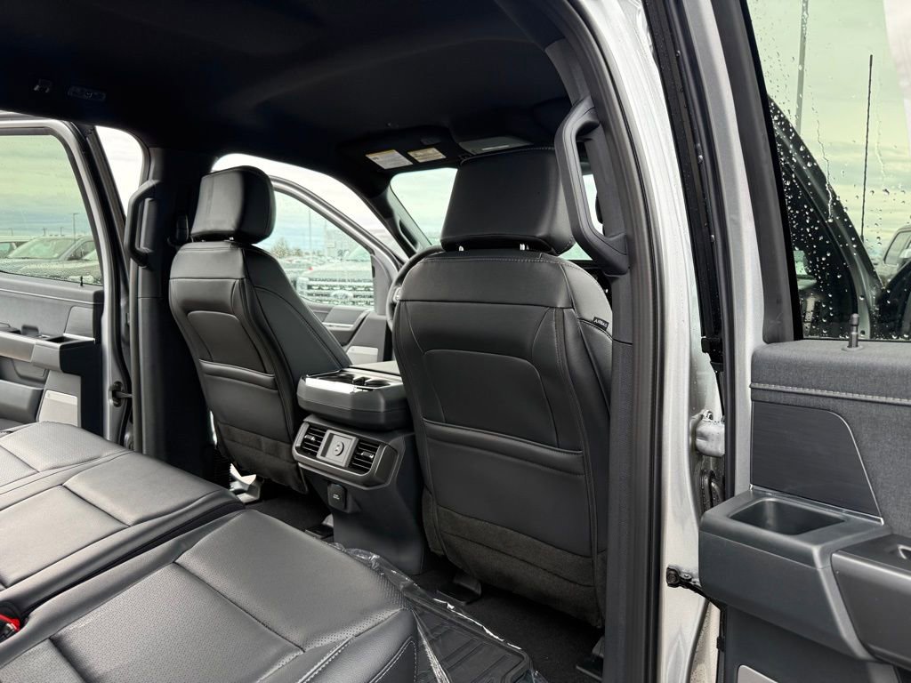 New 2025 Ford F150 Lariat w/ Equipment Group 501A Mid image 19