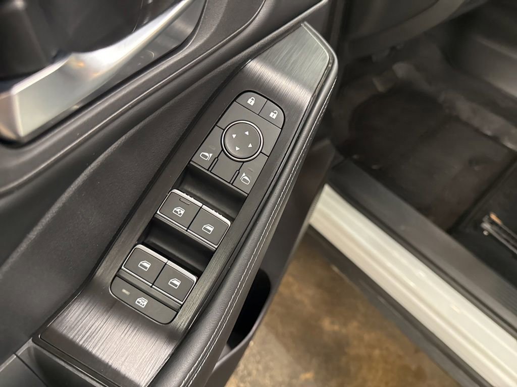 Certified 2025 Nissan Rogue SL image 13