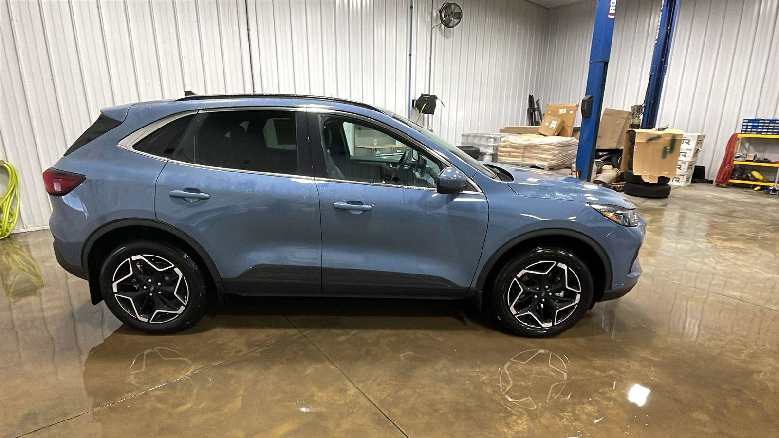 New 2026 Ford Escape Platinum w/ Equipment Group 601A image 28