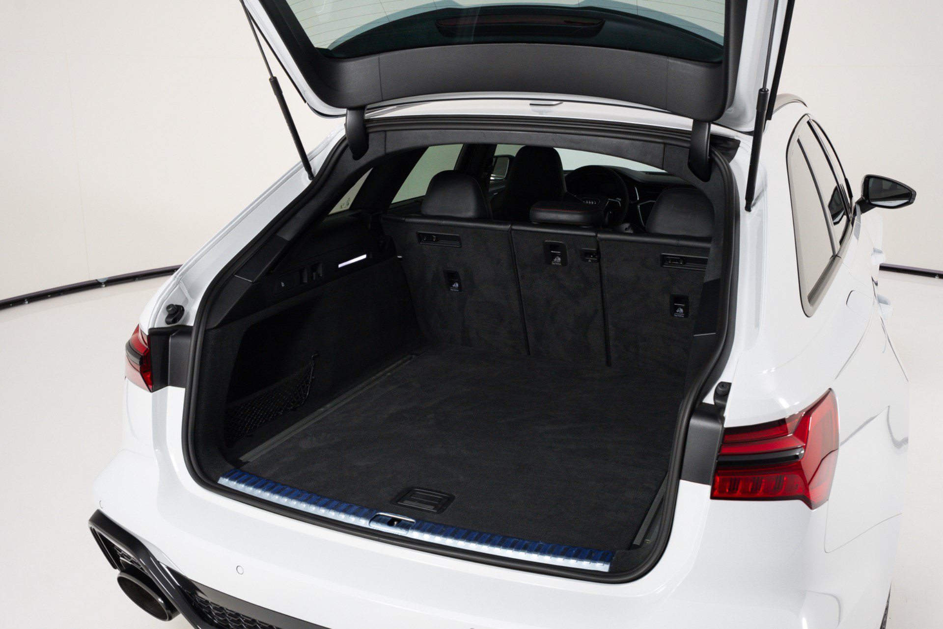 Used 2024 Audi RS 6 performance AWD/4WD image 53