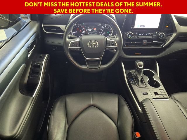 Used 2023 Toyota Highlander XLE FWD image 13