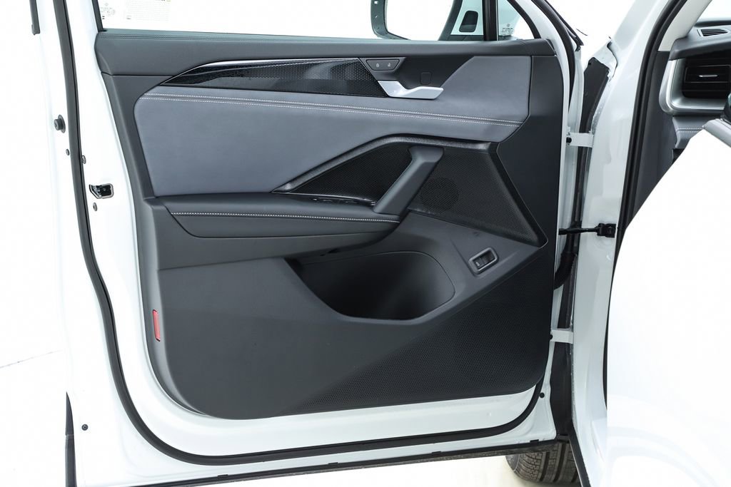 New 2026 Volkswagen Tiguan SE image 57