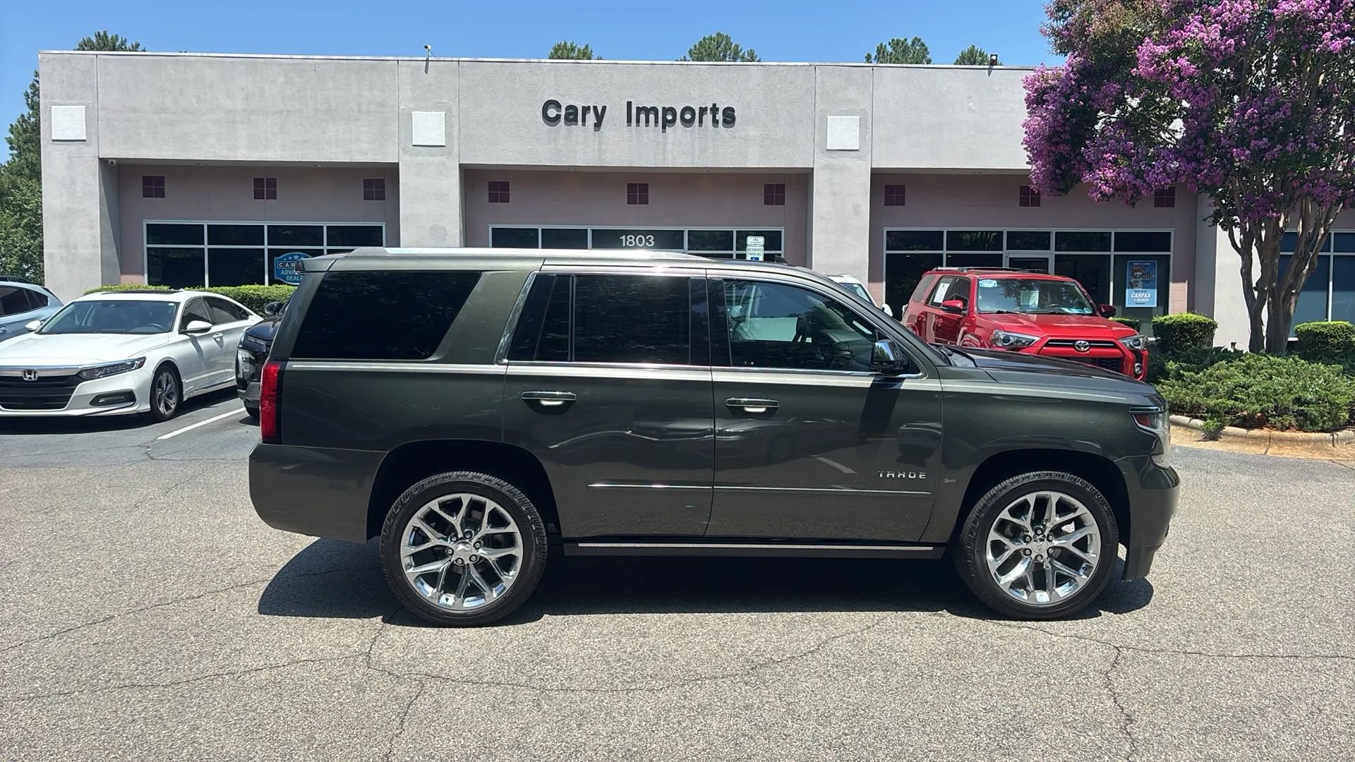 Used 2019 Chevrolet Tahoe Premier AWD/4WD image 4