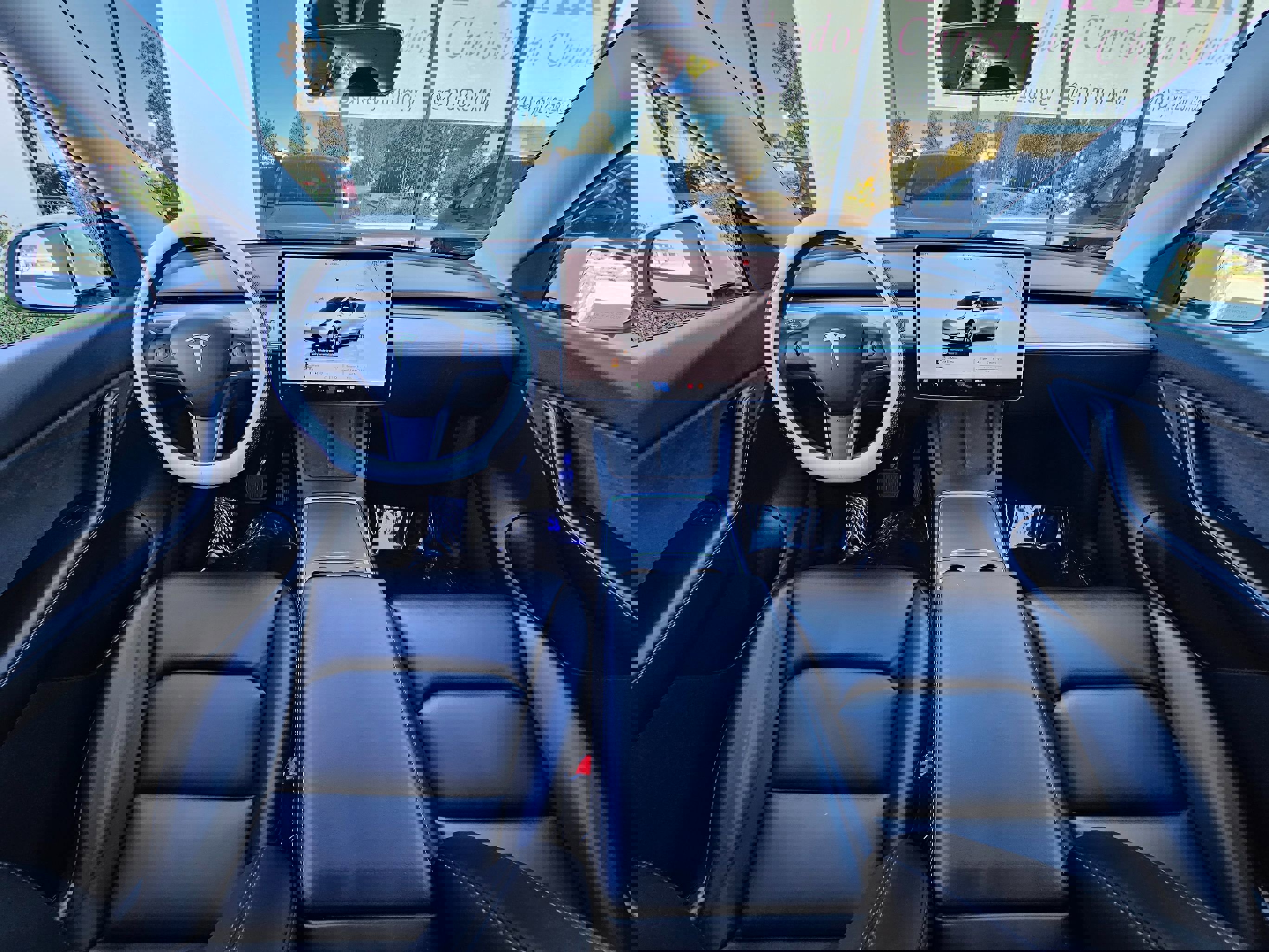 Used 2022 Tesla Model Y Long Range image 23