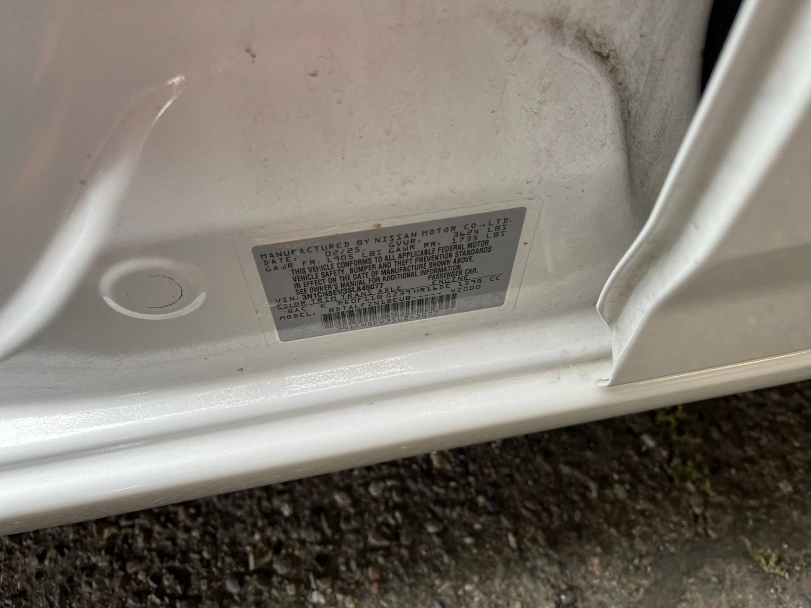 Used 2025 Nissan Versa SV FWD image 28