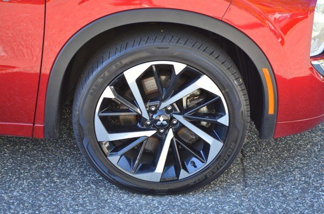 Used 2023 Mitsubishi Outlander SEL image 10