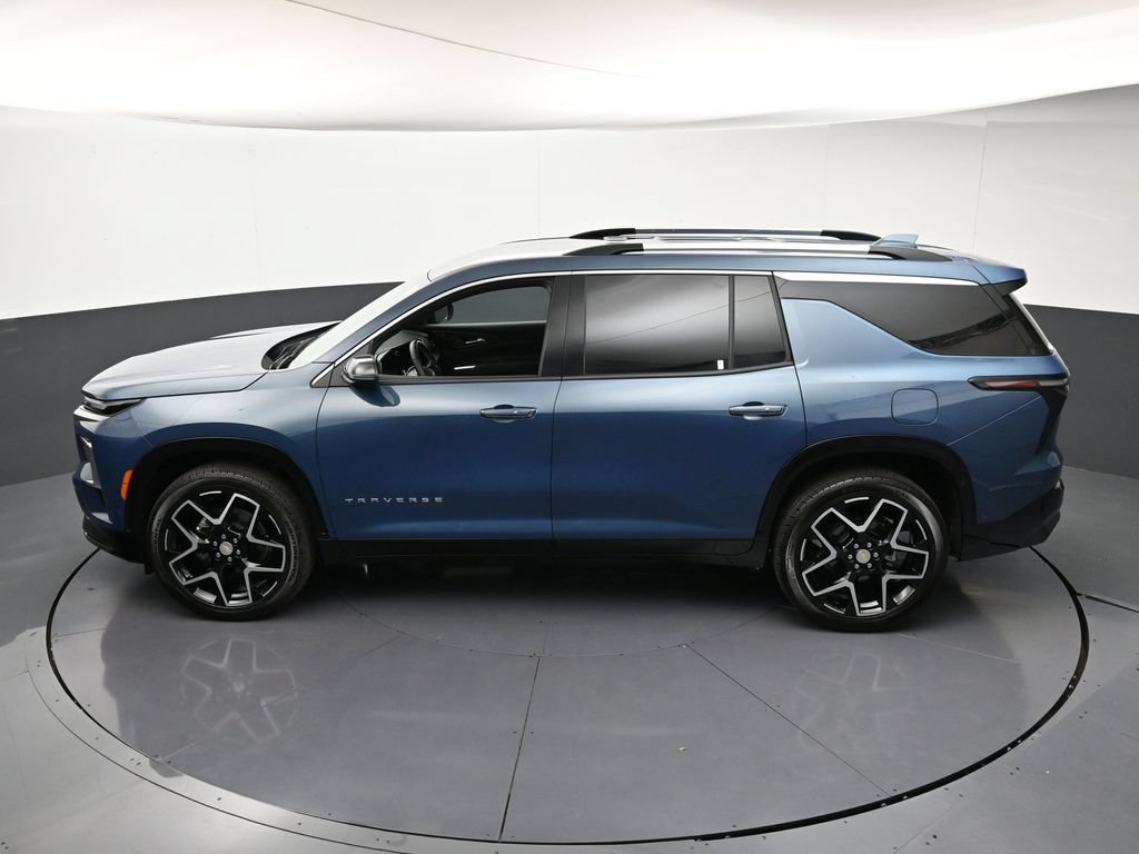 Used 2026 Chevrolet Traverse High Country AWD/4WD image 17