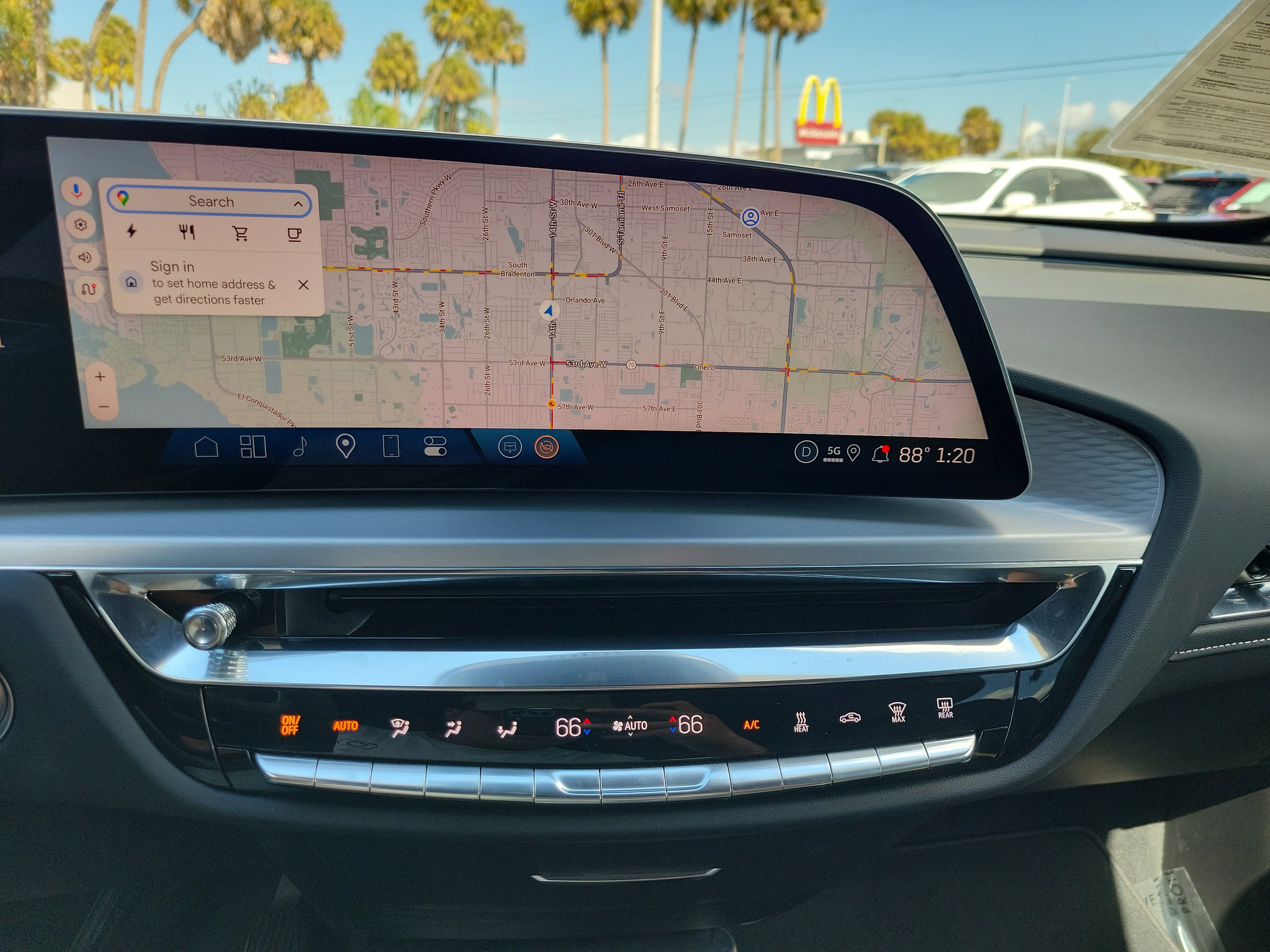 Certified 2025 Cadillac Lyriq Luxury image 27