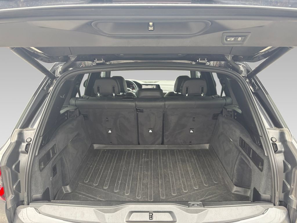 Used 2021 BMW X5 xDrive40i w/ Convenience Package AWD/4WD image 25