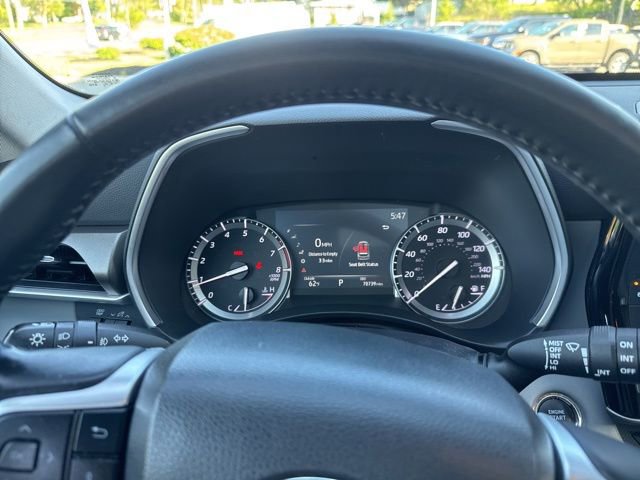 Used 2022 Toyota Highlander XLE AWD/4WD image 26