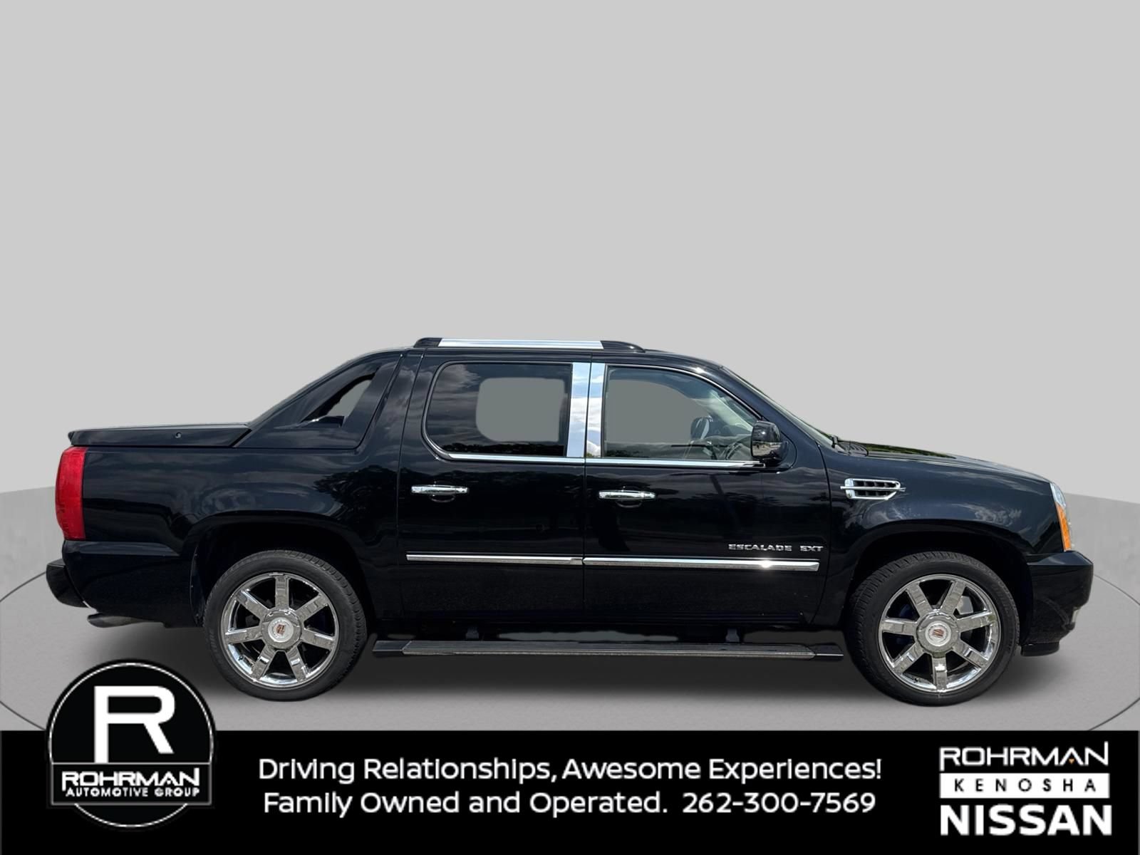 Used 2011 Cadillac Escalade EXT Premium AWD/4WD image 8