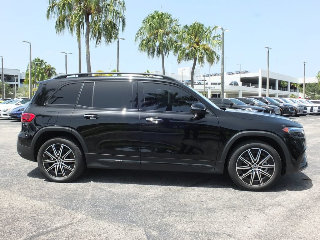 Used 2024 Mercedes-Benz EQB 300 4MATIC image 6
