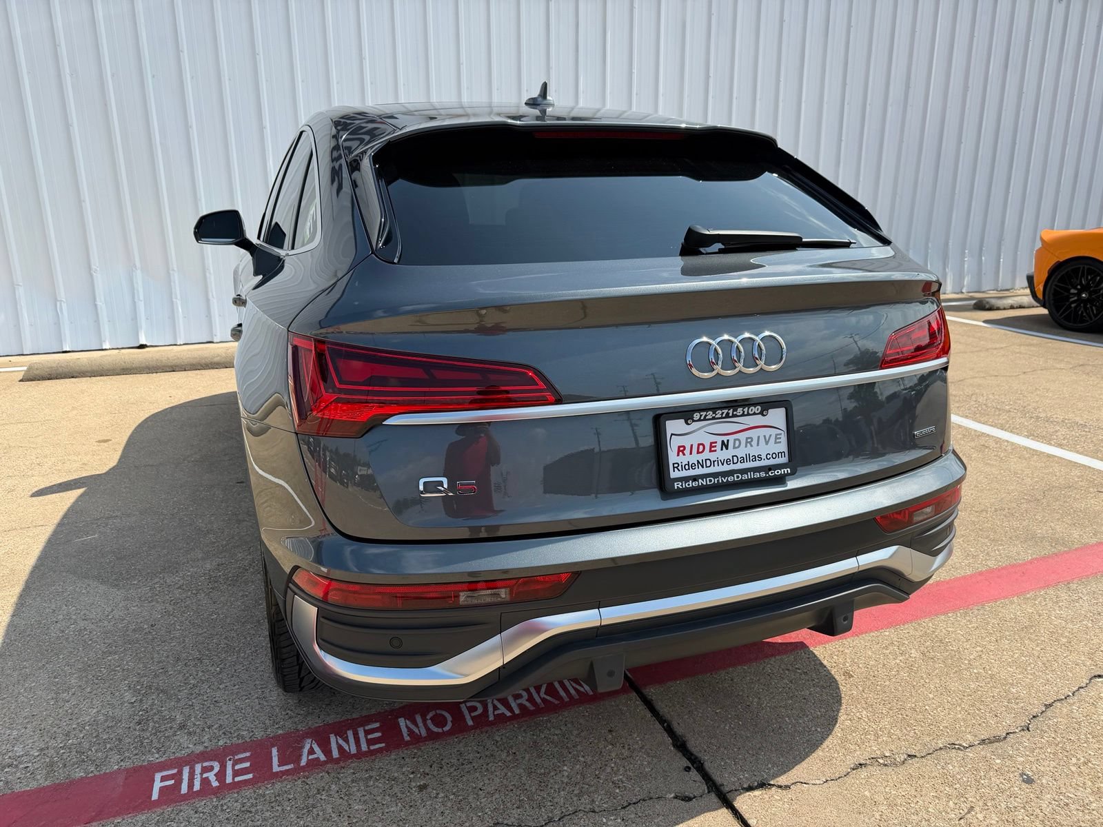 Used 2023 Audi Q5 2.0T Premium w/ Convenience Package AWD/4WD image 5