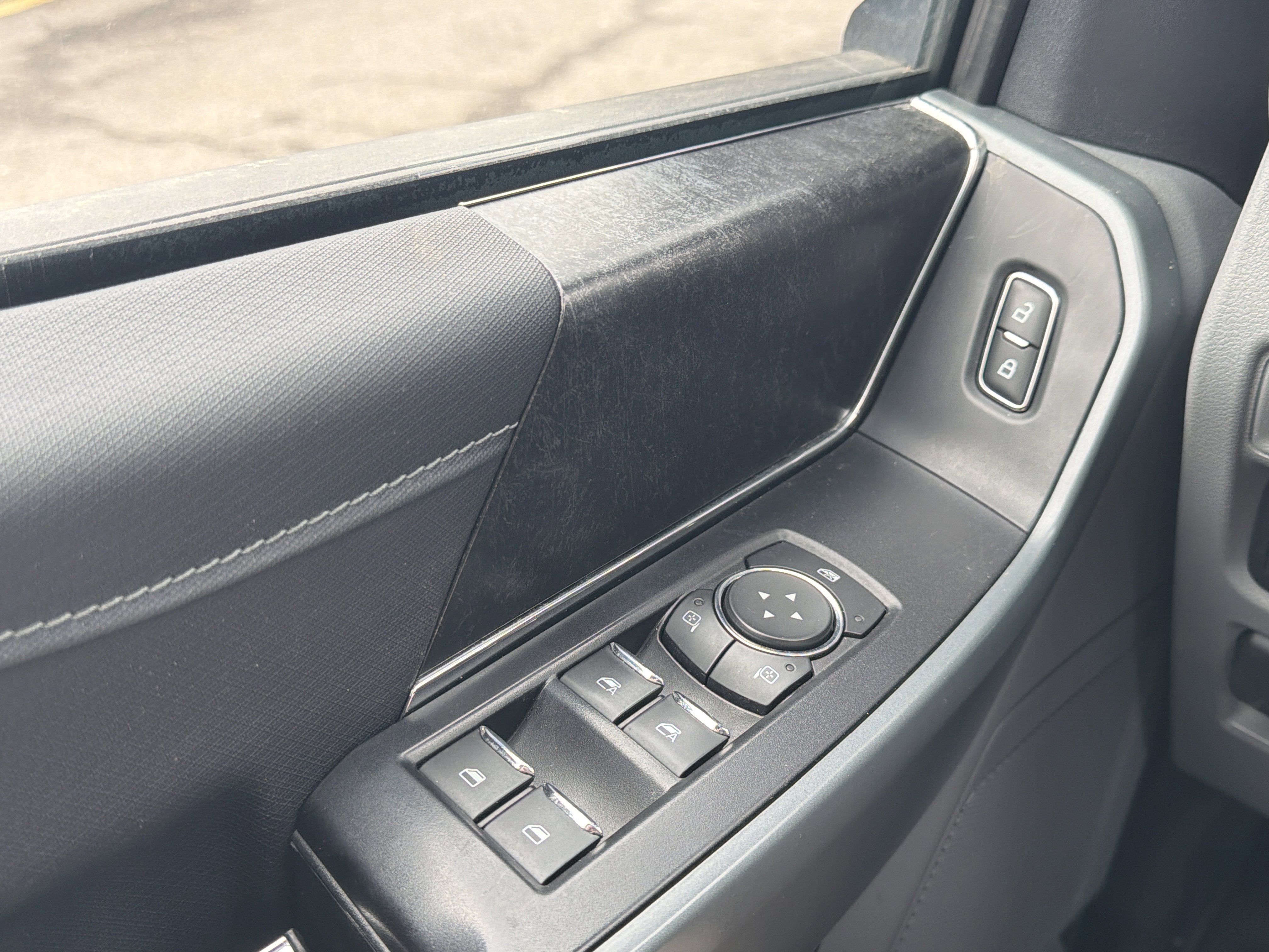 Certified 2022 Ford F150 XLT w/ Equipment Group 302A High image 23