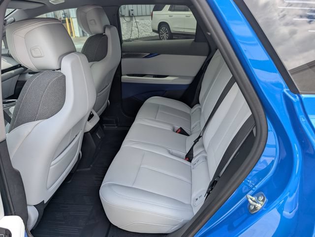 New 2026 Cadillac Optiq Luxury 1 w/ LPO, Floor Liner Package AWD/4WD image 9