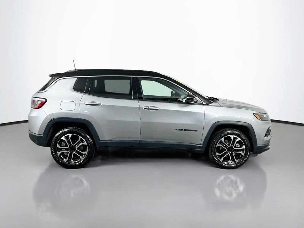 Used 2023 Jeep Compass Limited AWD/4WD image 8