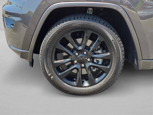 Used 2021 Jeep Grand Cherokee Laredo X AWD/4WD image 21