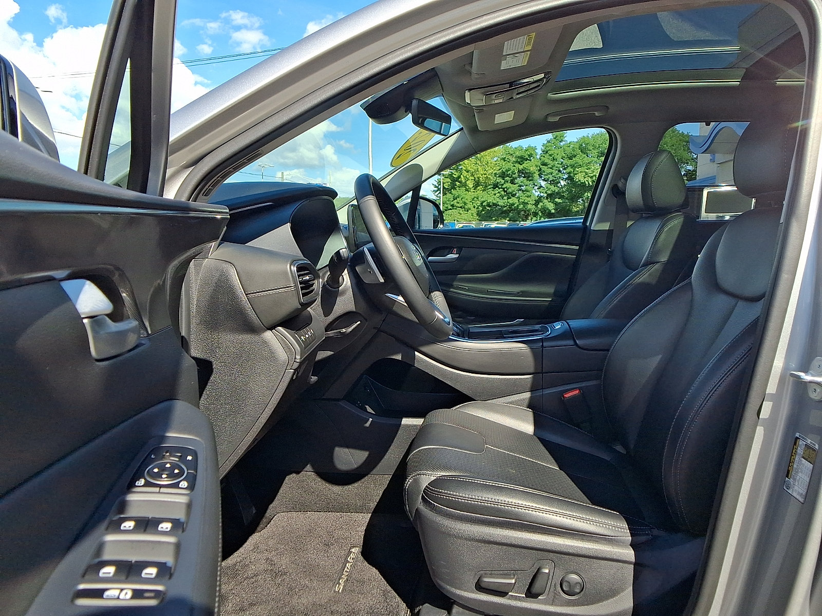 Used 2023 Hyundai Santa Fe SEL w/ Premium Package AWD/4WD image 14