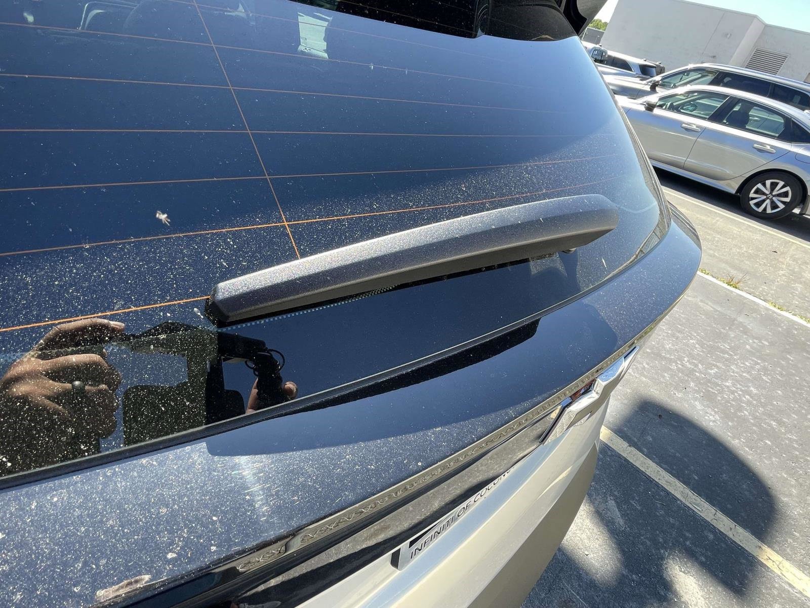Used 2023 Chevrolet Bolt EUV Premier w/ Redline Edition FWD image 21