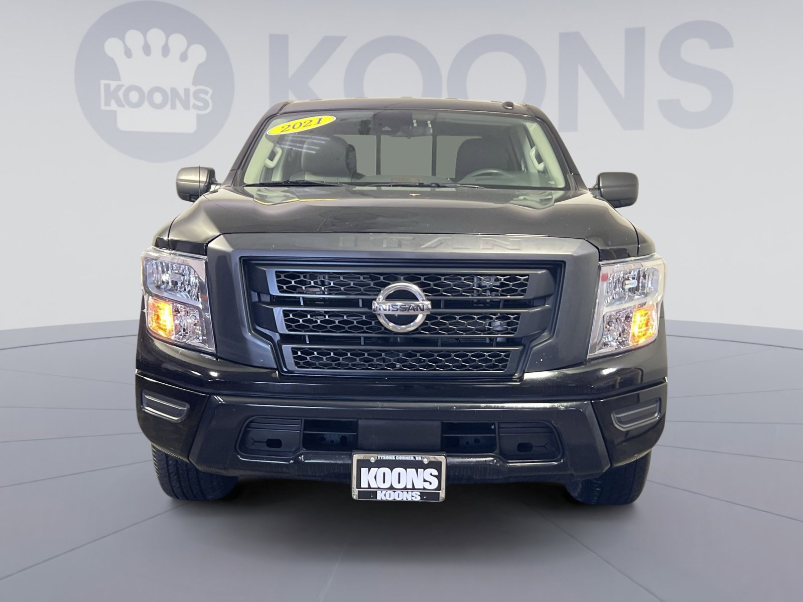 Used 2021 Nissan Titan S image 11