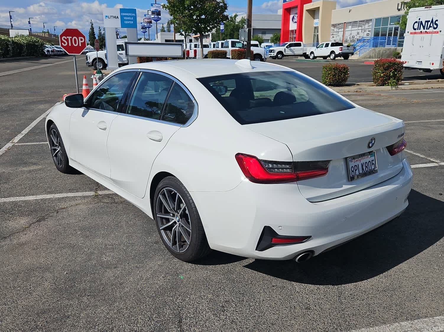 Used 2020 BMW 330i Sedan w/ Driving Assistance Package image 6