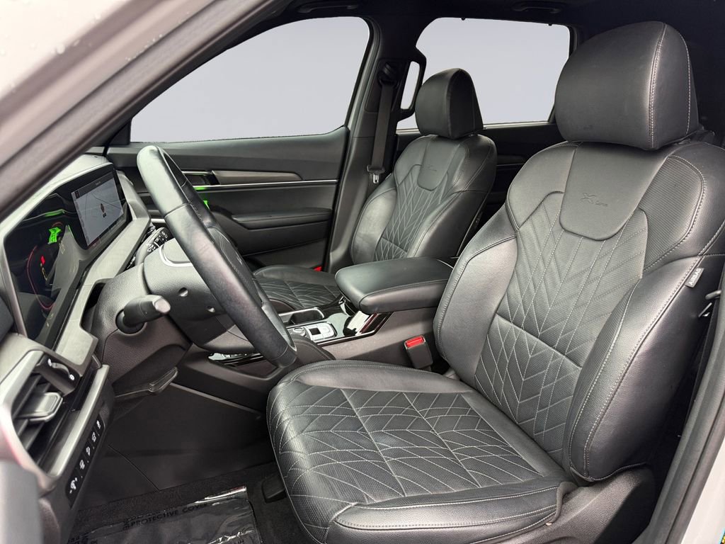Used 2024 Kia Telluride EX X-Line image 11