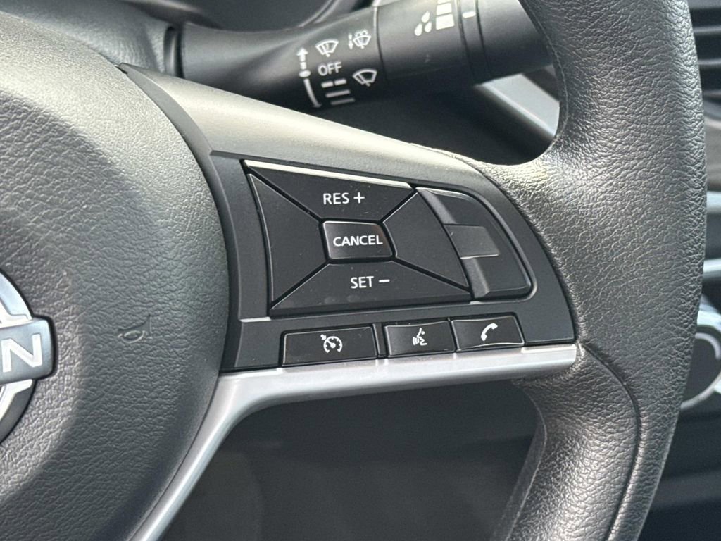 Used 2025 Nissan Altima 2.5 SV FWD image 22
