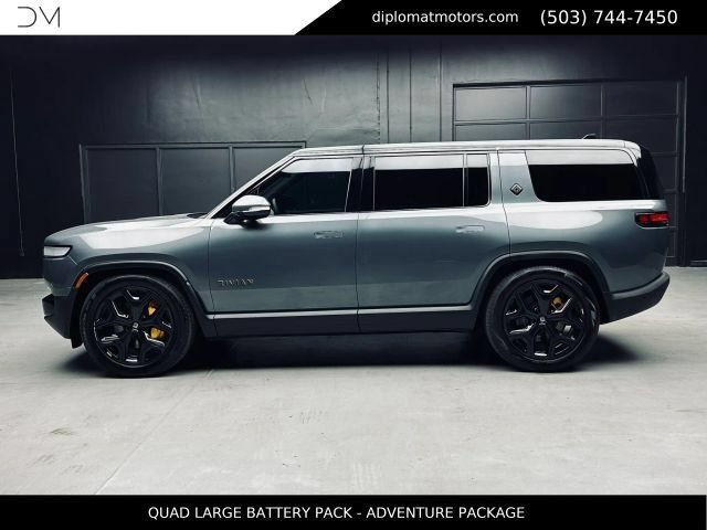 Used 2024 Rivian R1S Adventure AWD/4WD image 3