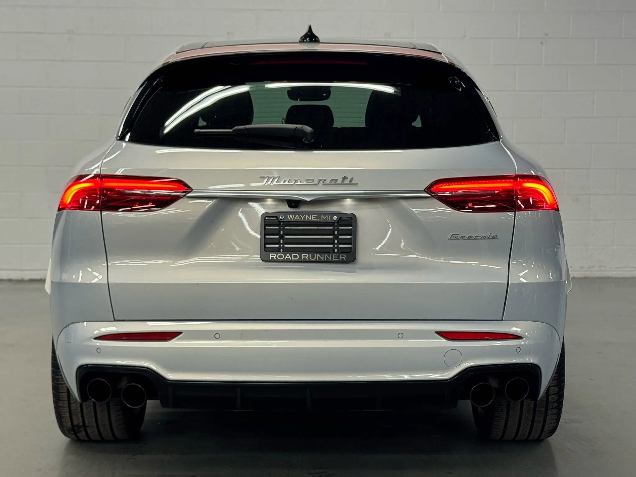 Used 2023 Maserati Grecale Modena AWD/4WD image 4