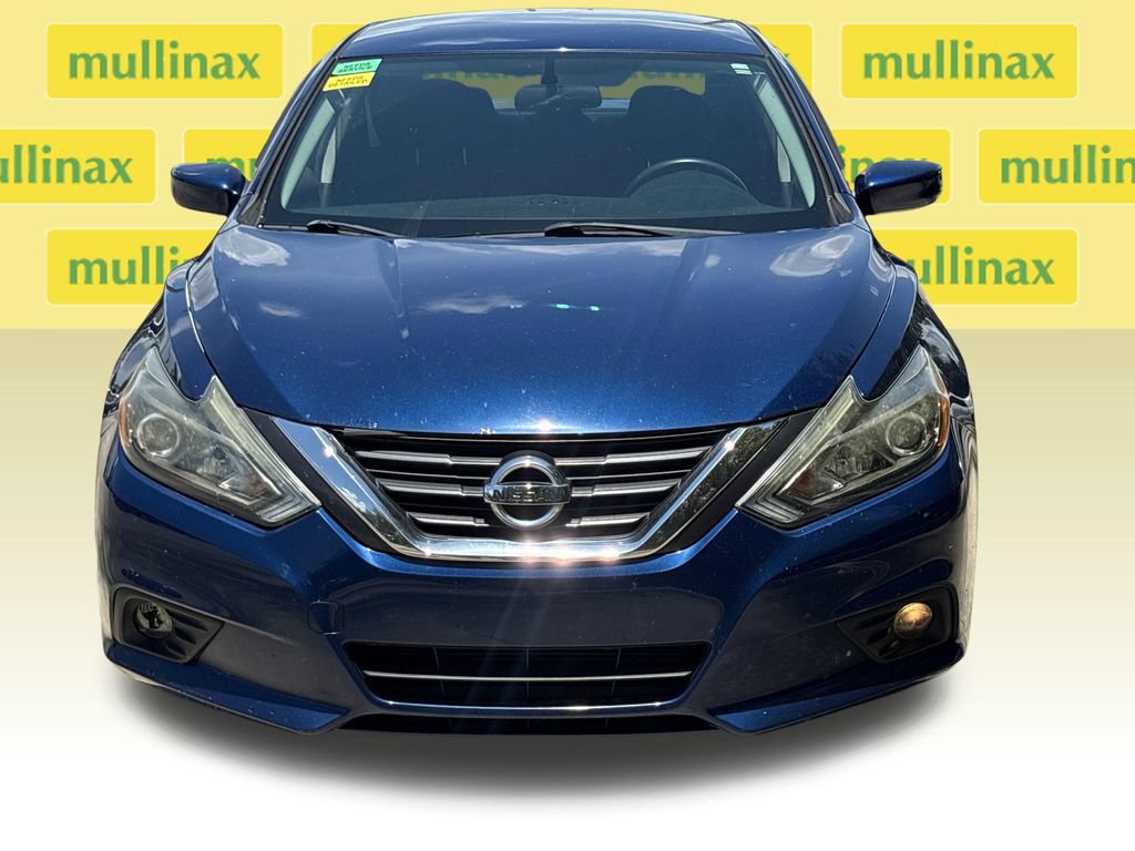 Used 2017 Nissan Altima 2.5 SR FWD image 14