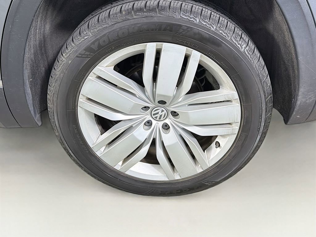 Used 2019 Volkswagen Atlas SEL image 31