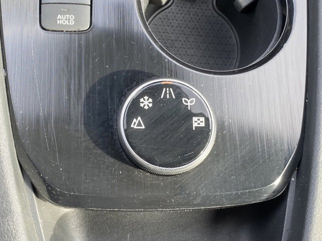 Used 2023 Nissan Rogue S image 19