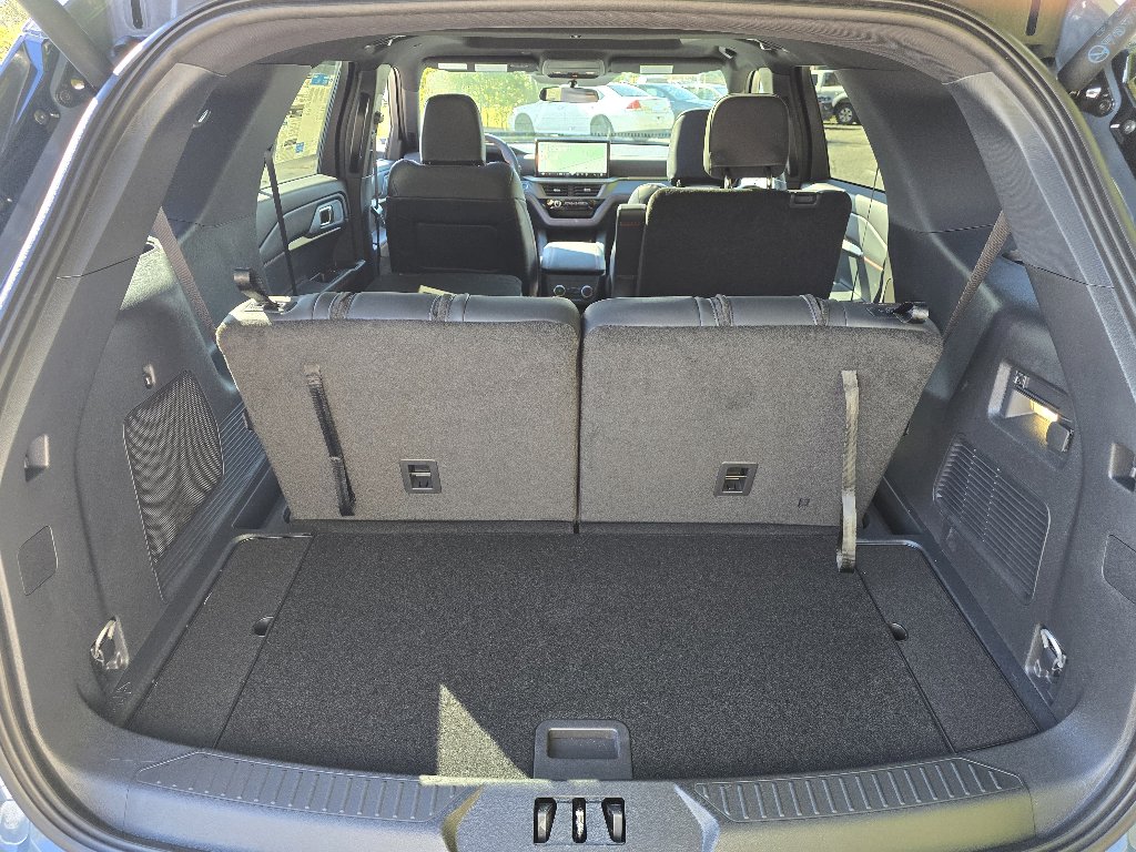 New 2025 Ford Explorer ST-Line image 21