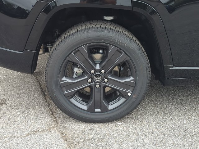New 2027 Jeep Grand Cherokee Limited AWD/4WD image 33