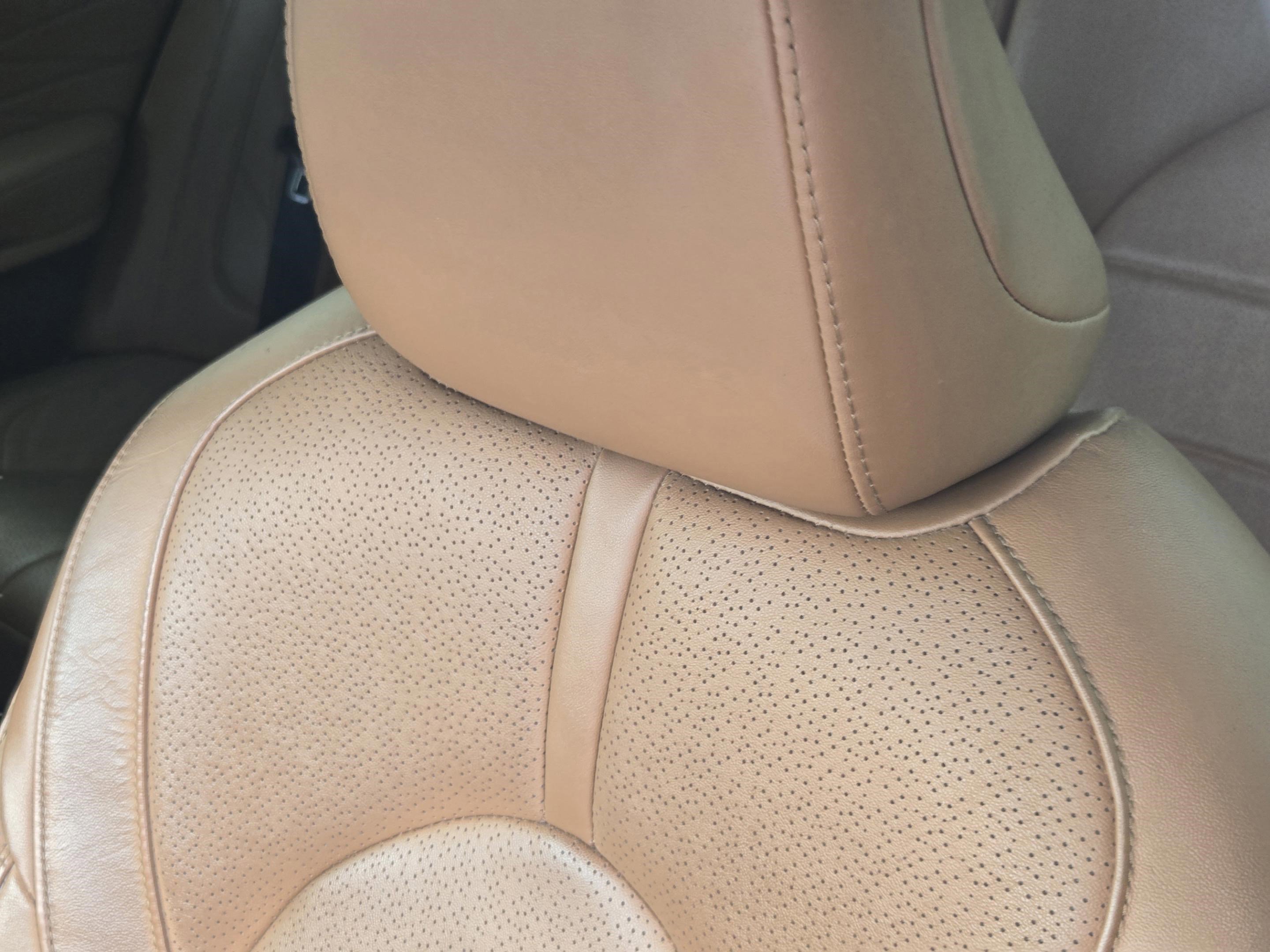 Used 2022 Toyota Avalon Limited image 18