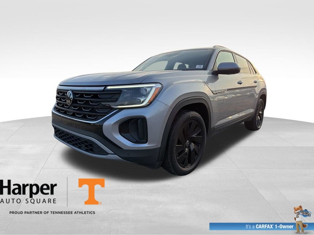 Used 2025 Volkswagen Atlas Cross Sport SE w/ Panoramic Sunroof Package