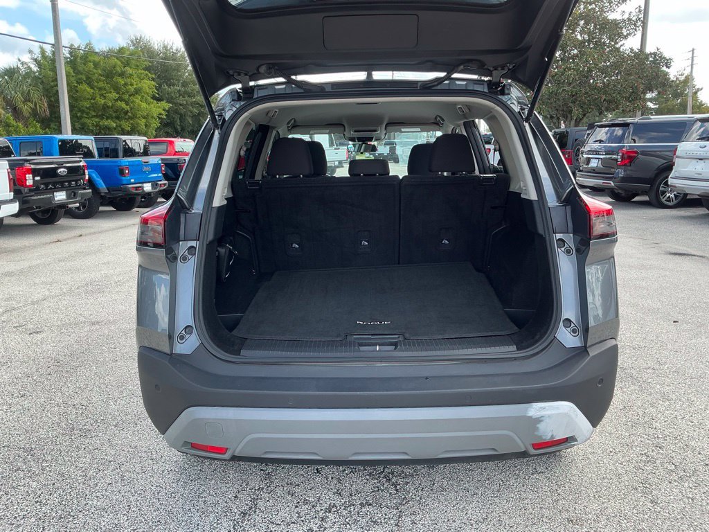 Used 2023 Nissan Rogue S AWD/4WD image 20