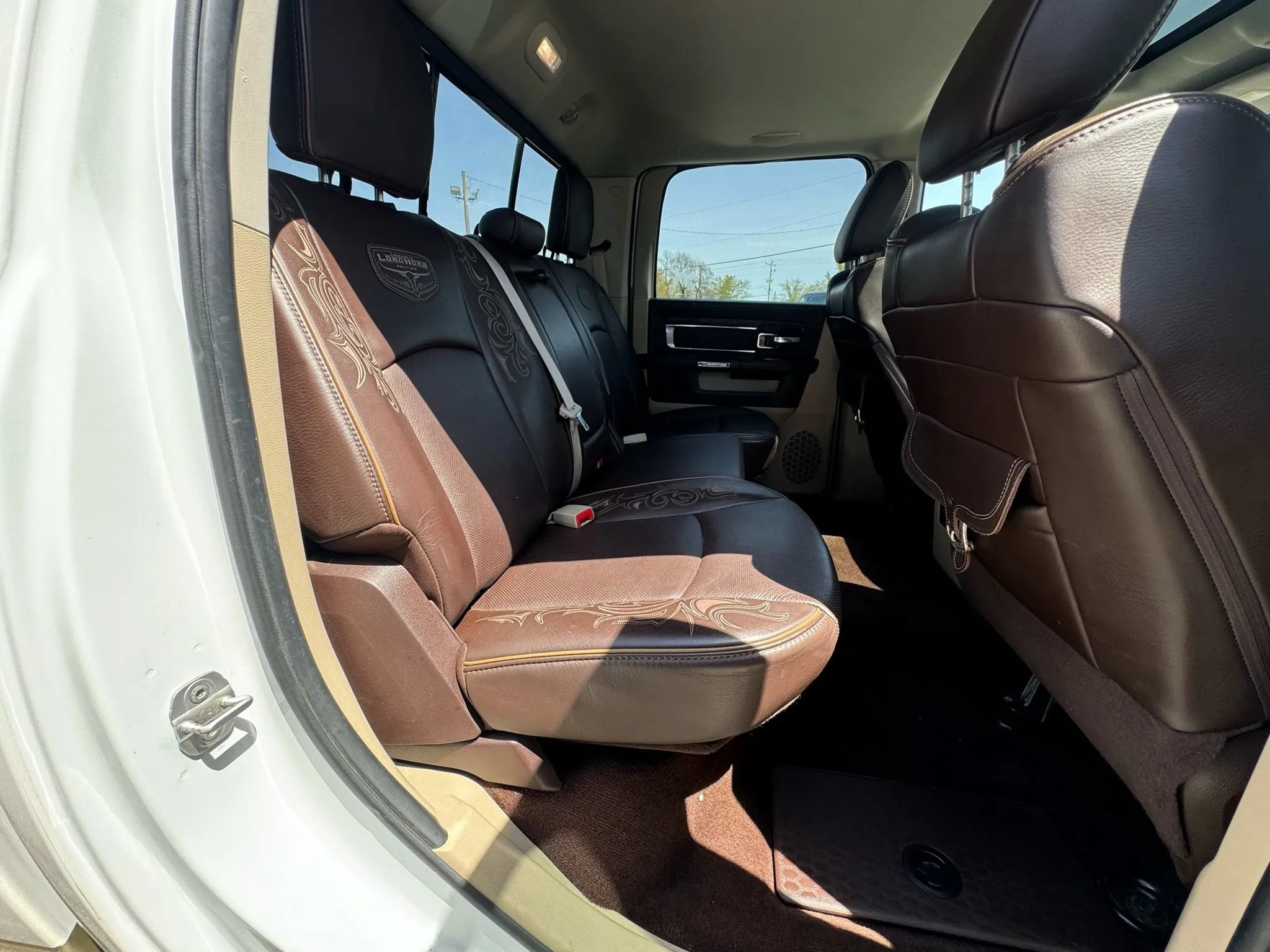 Used 2014 RAM 1500 Laramie Longhorn w/ Convenience Group AWD/4WD image 14