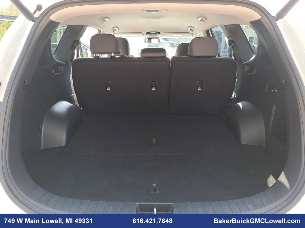 Used 2023 Hyundai Santa Fe SEL image 12