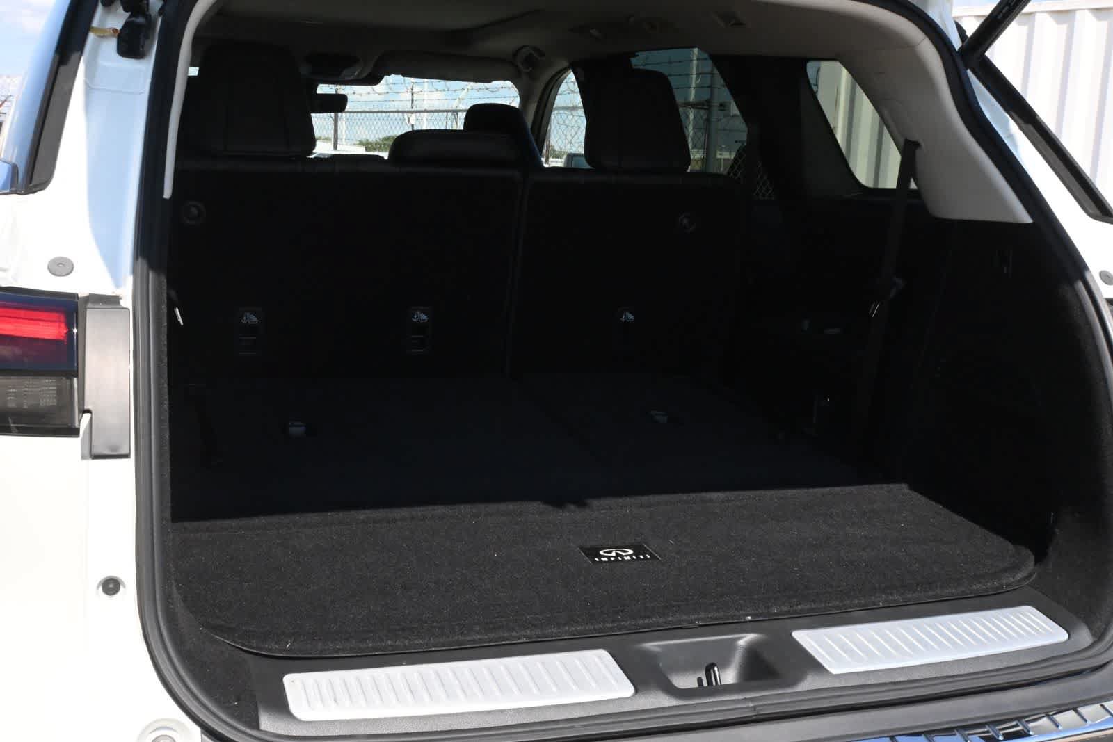 Certified 2023 INFINITI QX60 Luxe w/ Cargo Package AWD/4WD image 21