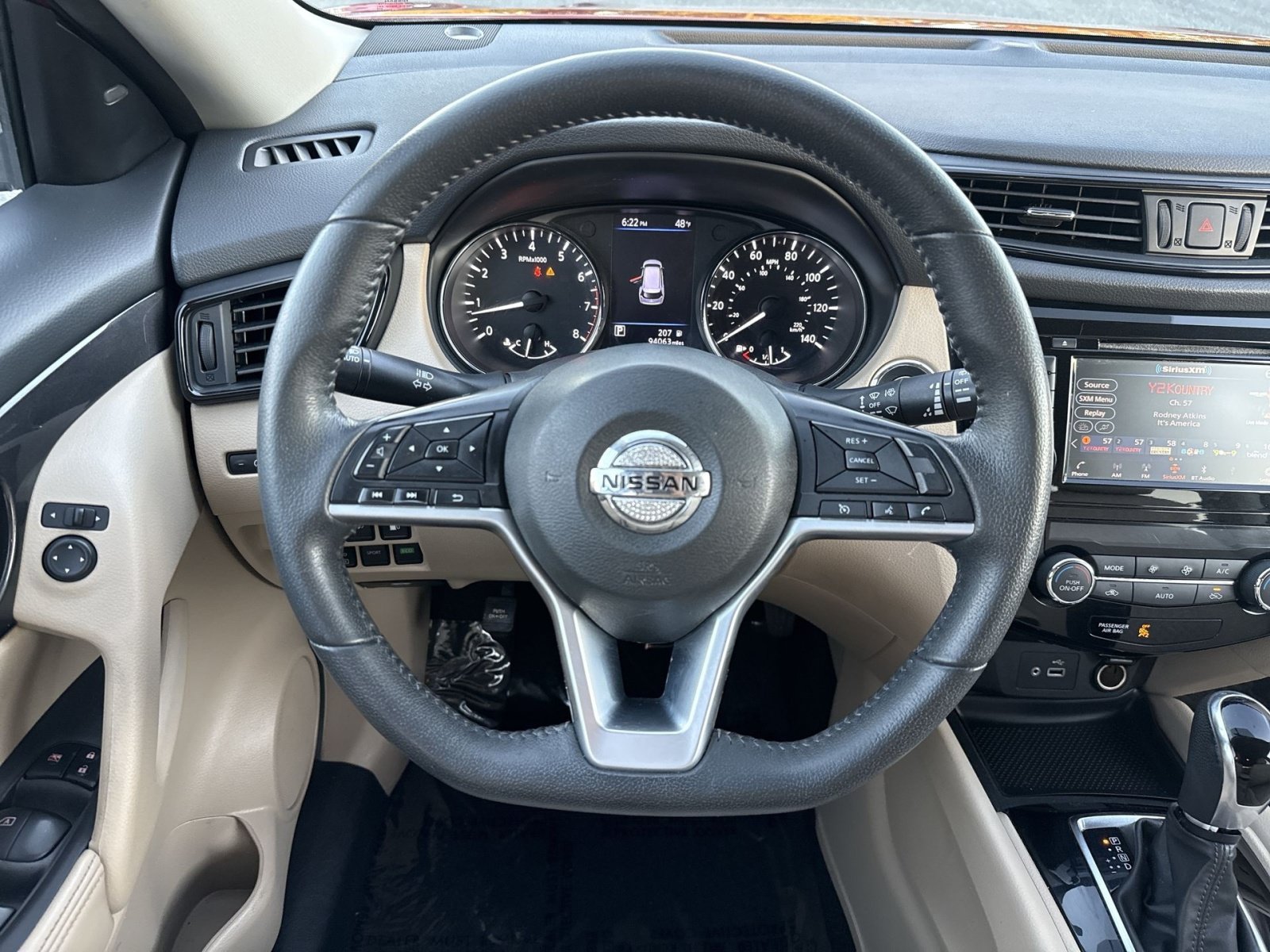 Used 2018 Nissan Rogue SV AWD/4WD image 17
