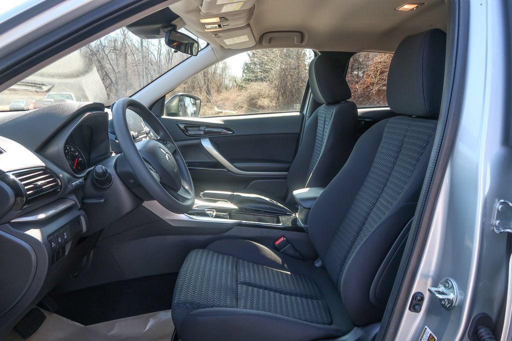 New 2026 Mitsubishi Eclipse Cross LE AWD/4WD image 21