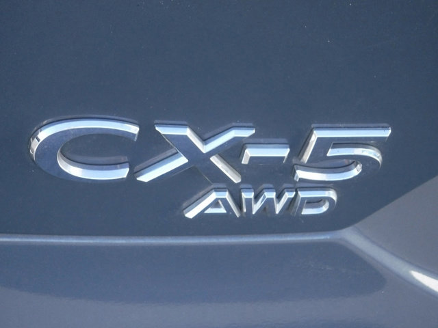 Used 2023 MAZDA CX-5 Carbon Edition image 3
