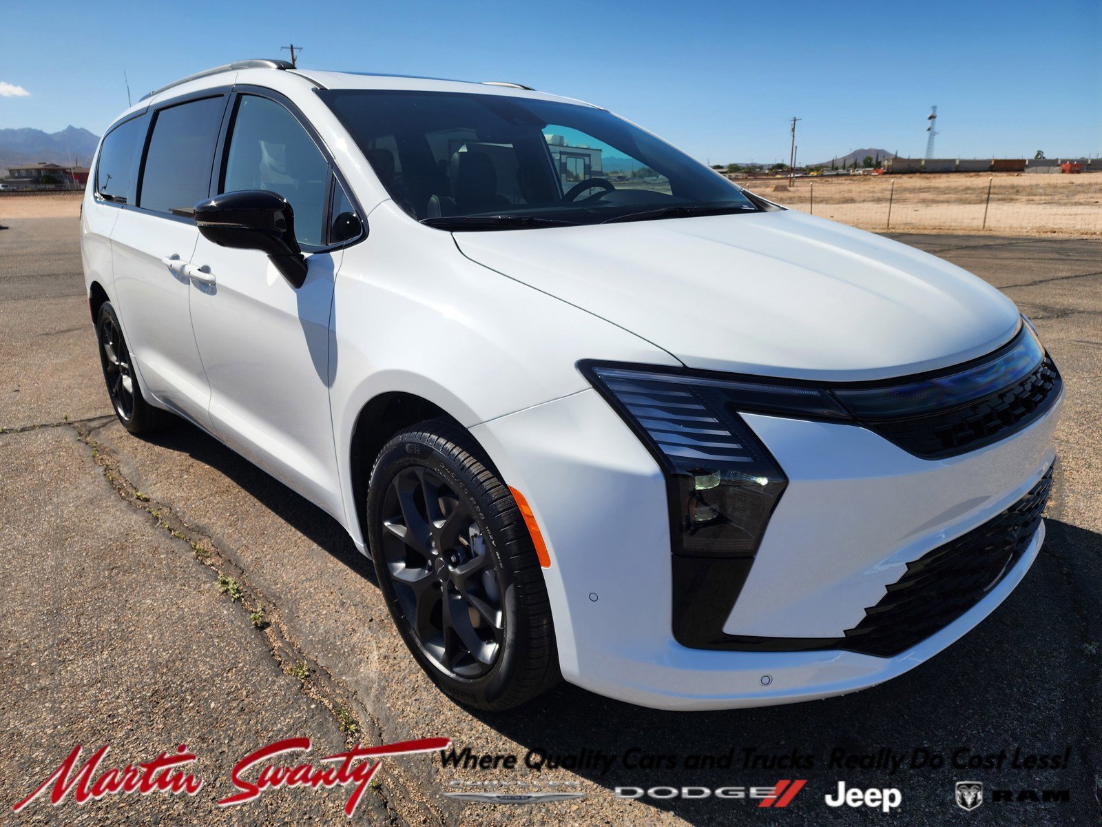 New 2027 Chrysler Pacifica Limited AWD/4WD image 1