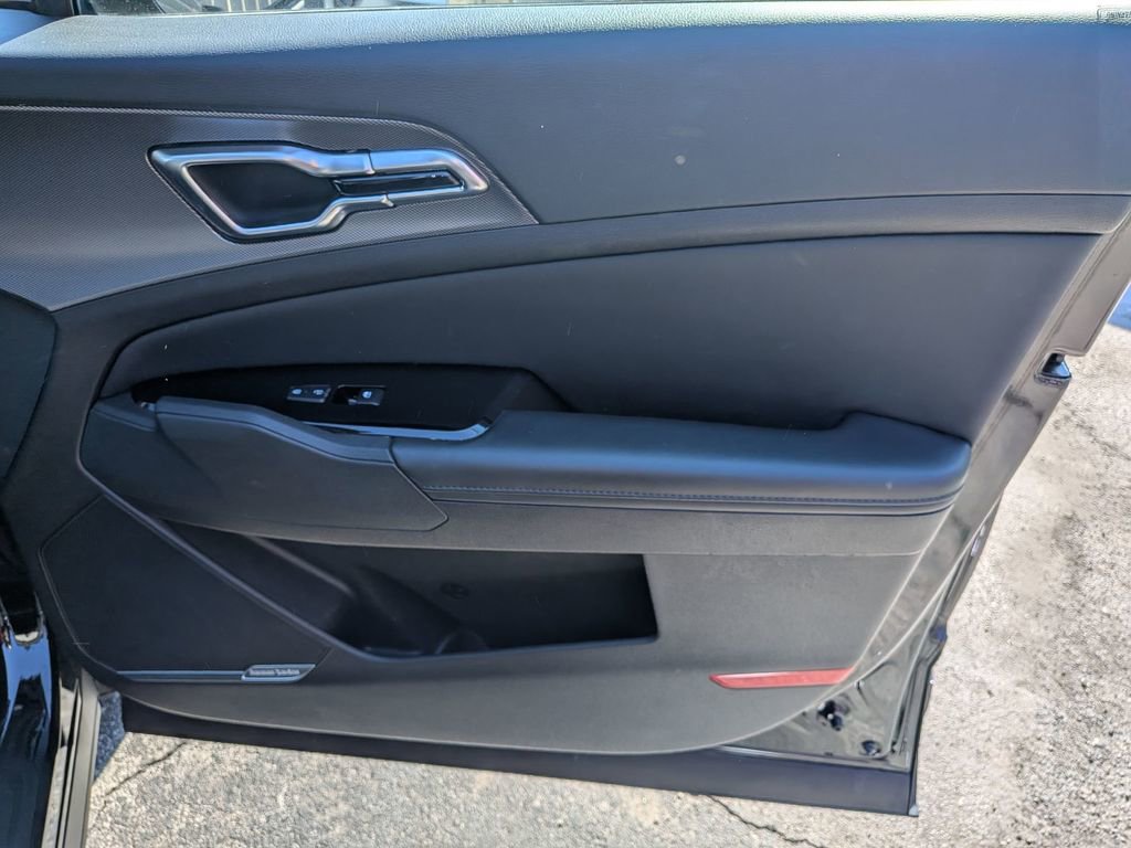 Used 2023 Kia Sportage SX image 29