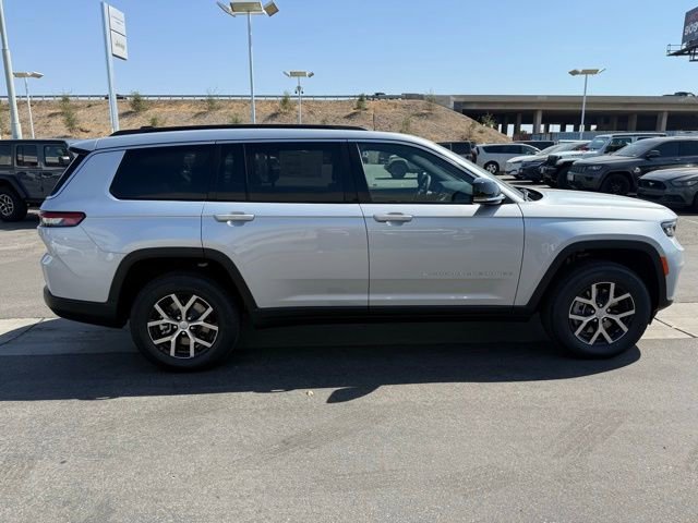 New 2025 Jeep Grand Cherokee L Limited w/ Trailer Tow Package image 7
