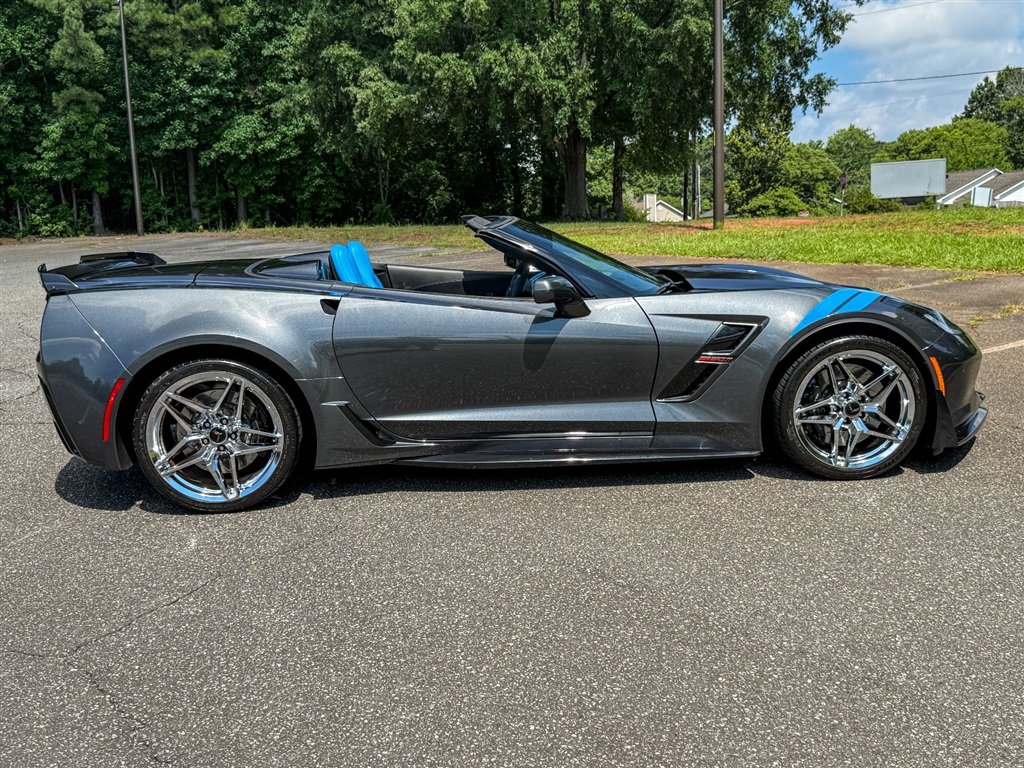 Used 2017 Chevrolet Corvette Grand Sport RWD image 38